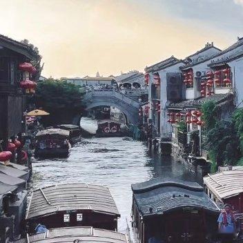 每日一善早安帅哥一起保护大自然 与社会携手做公益 关爱唇腭裂儿童 关心小动物的生