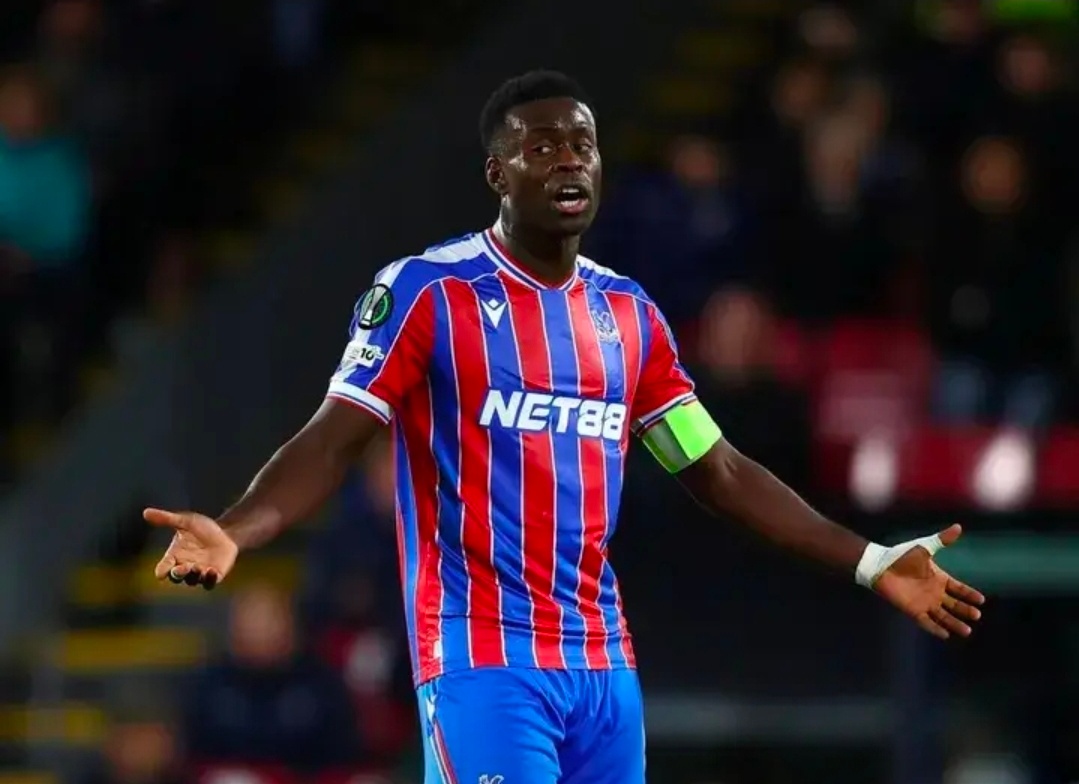 拜仁有意英超当红中卫马克-格伊的未来持续引发诸多传闻，有报道称，有意签下这名水晶