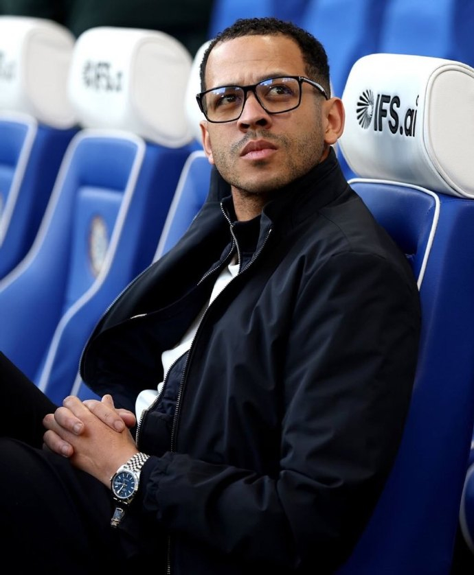 切尔西主帅赛后暴怒切尔西英超第34轮，切尔西0-3不敌布莱顿。赛后，切尔西主帅罗