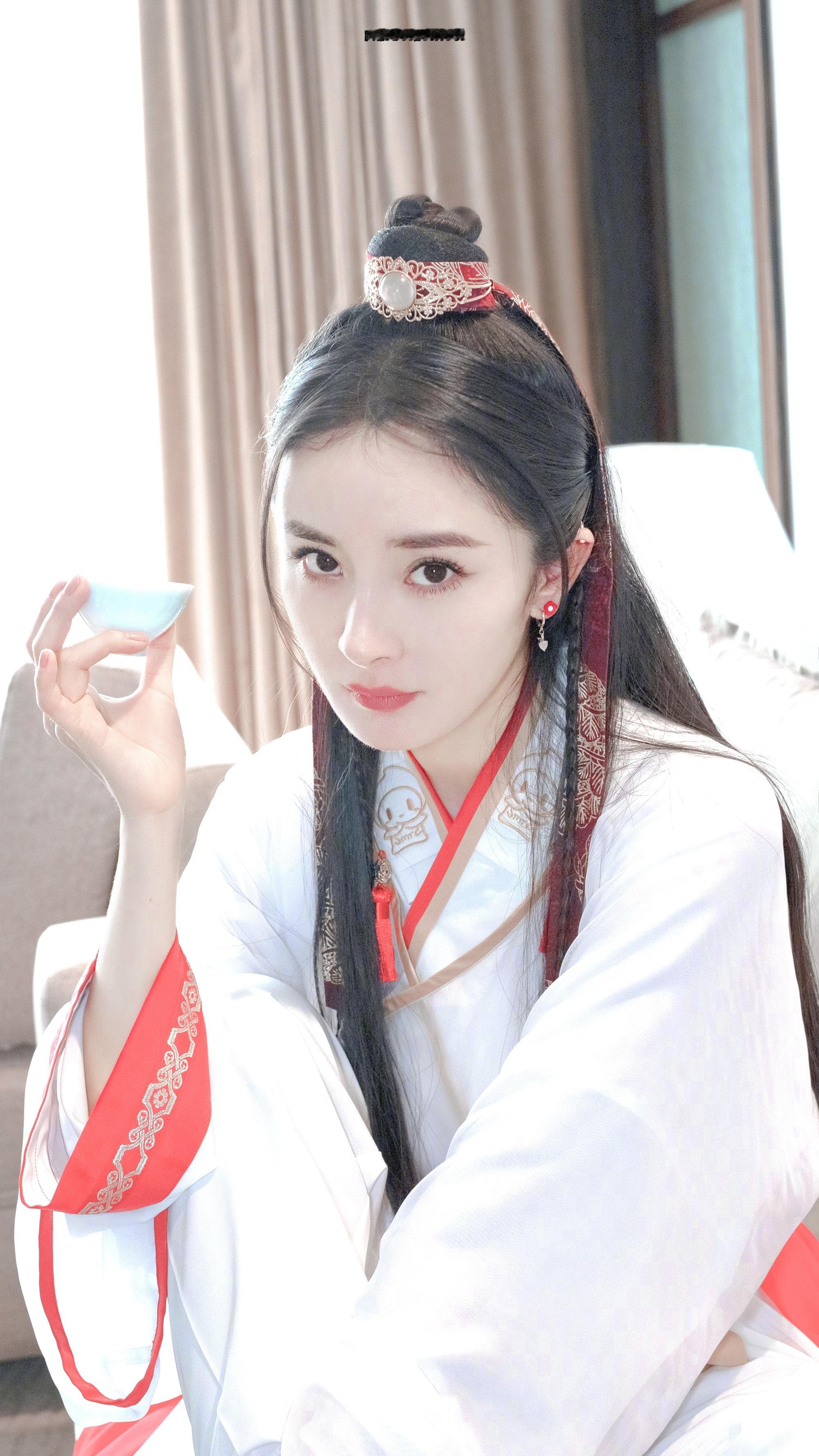 杨幂 女侠🤲🍵 ​​​