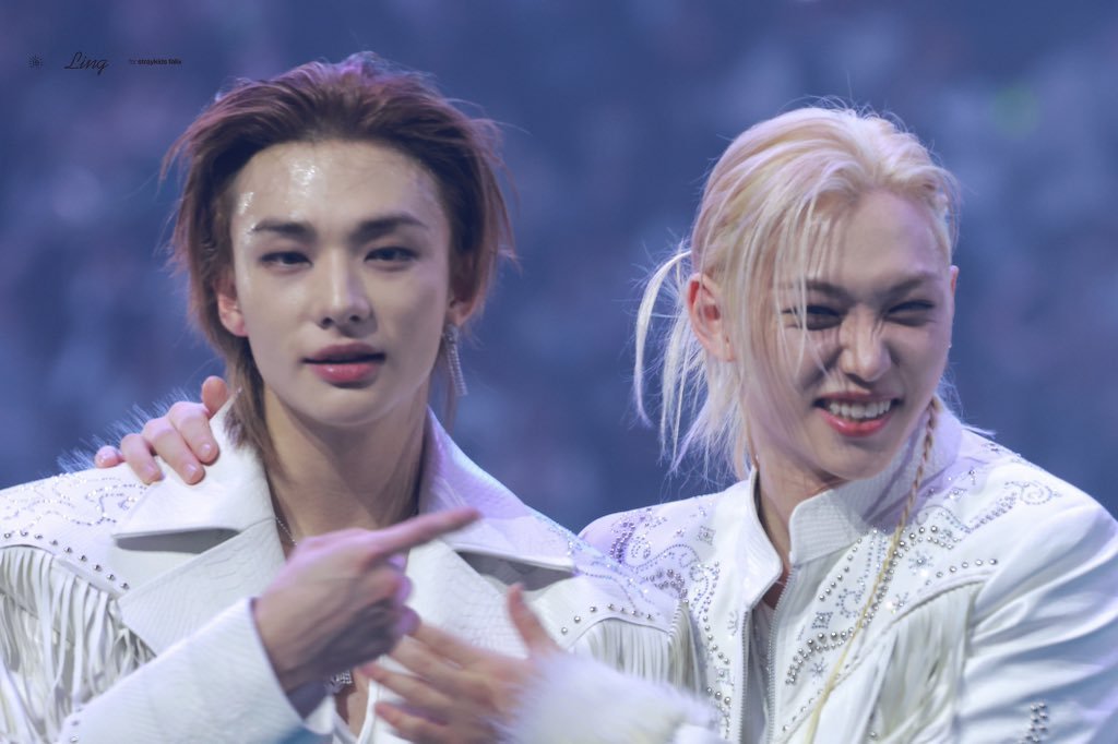 两位五男一最新同框照🈶 