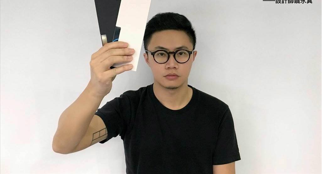 台政府一系列标案全部是同一个人，网友讽刺：这也太巧了！
台电改Logo争议牵出蔡