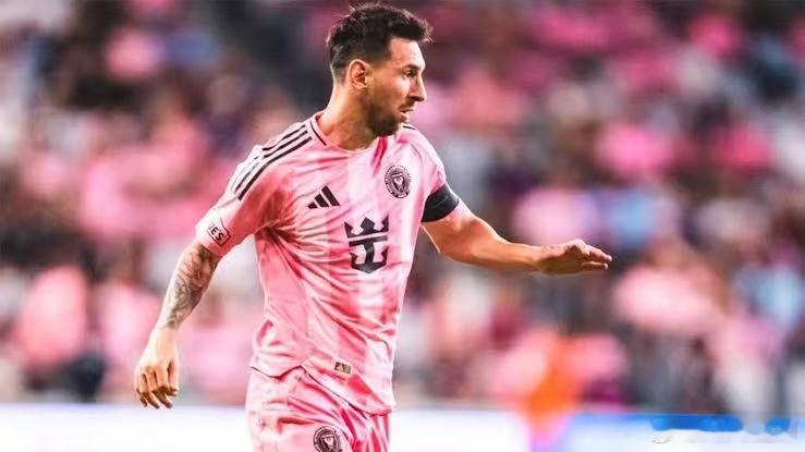 【多伦多FC2-4迈阿密国际，梅西两传一射!苏牙德保罗破门】北京时间5月10日1