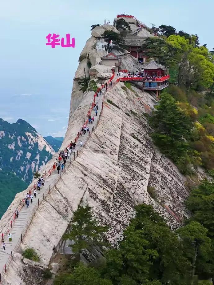 中华五岳，谁最美
中华五岳各具特色，华山峻峭，泰山文化底蕴深厚，嵩山历史悠久，衡