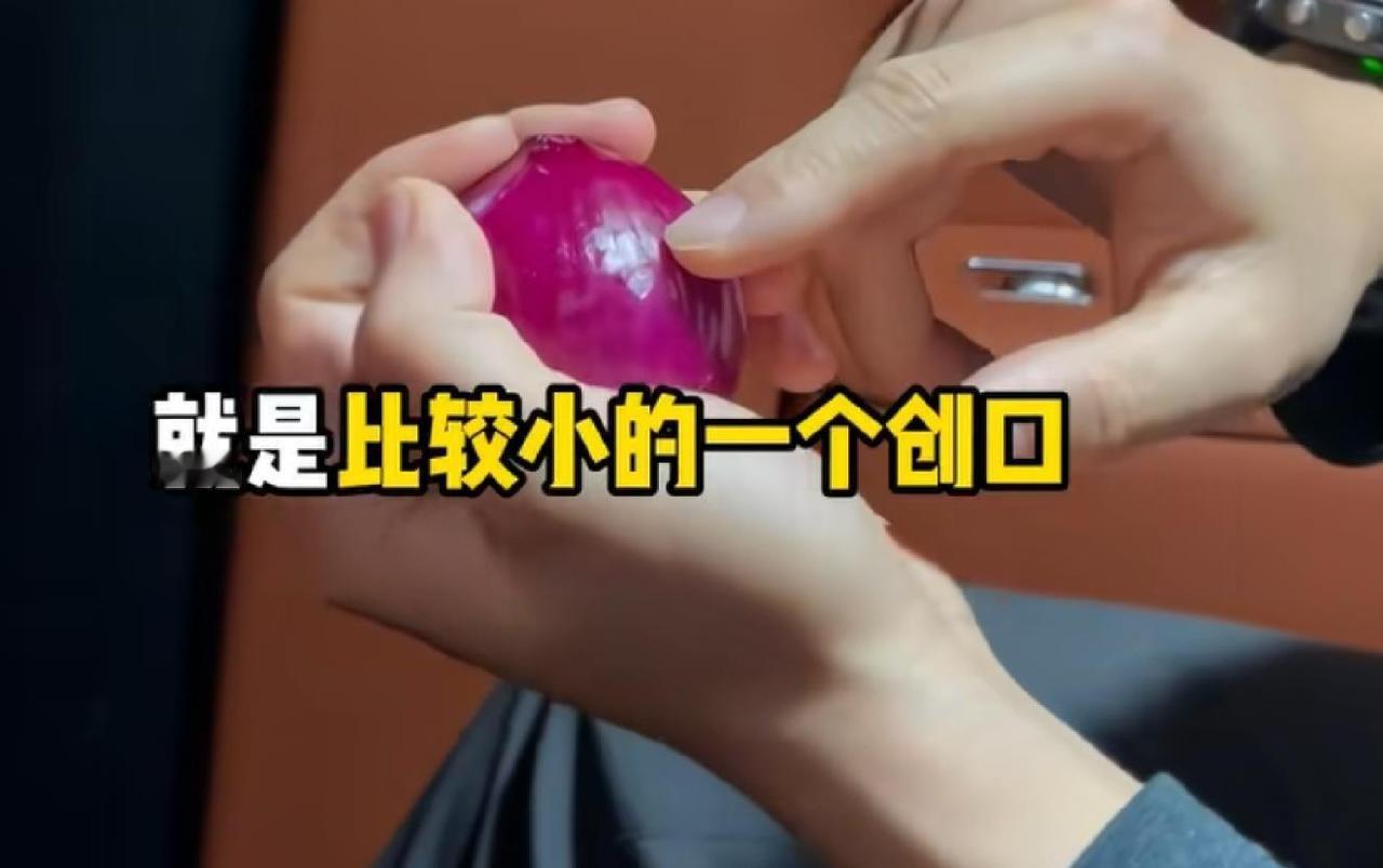 懂车帝终于挖掘出了尊界S800的设计缺陷。
自从尊界S800火起来之后，众多华为