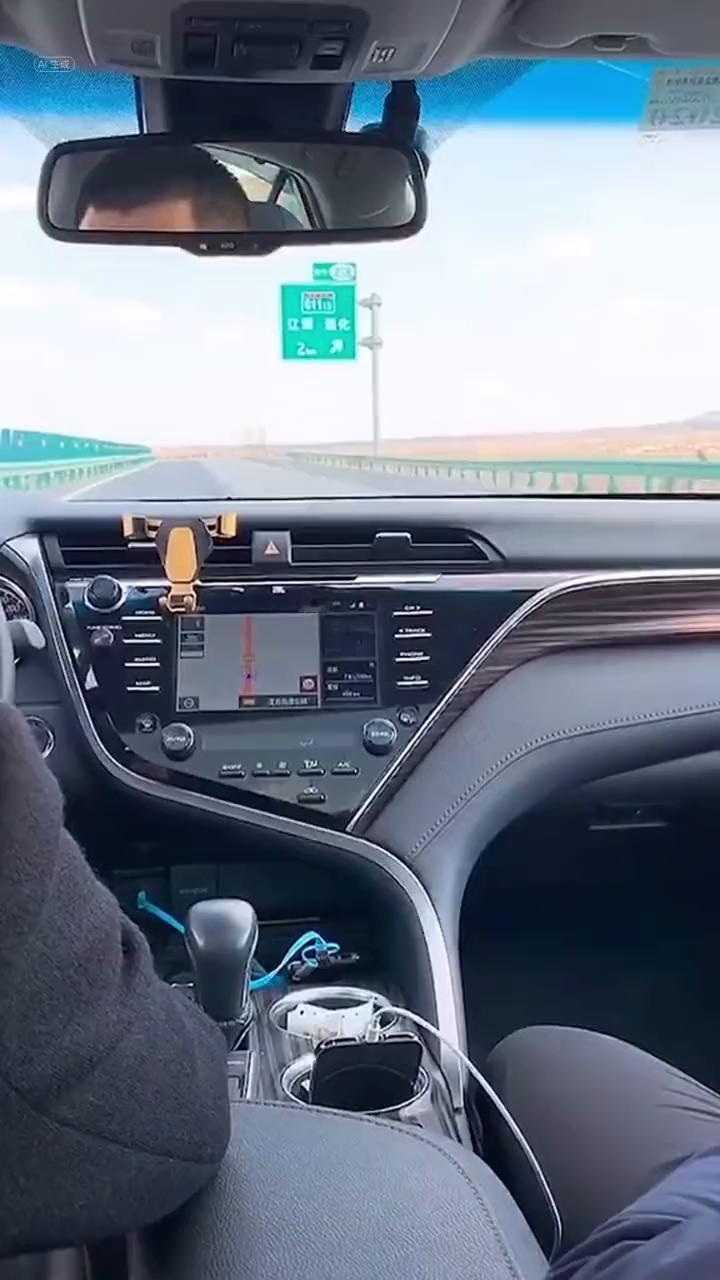 汽车跑一趟高速回来觉得车动力强了很多，这是为什么？
·第一、常跑城市路况导致燃烧