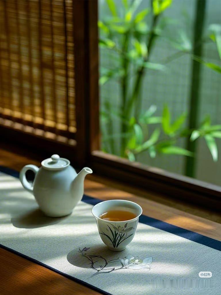 上联:书养情怀花养性，邀君赐下联茶凝淡泊竹凝心。