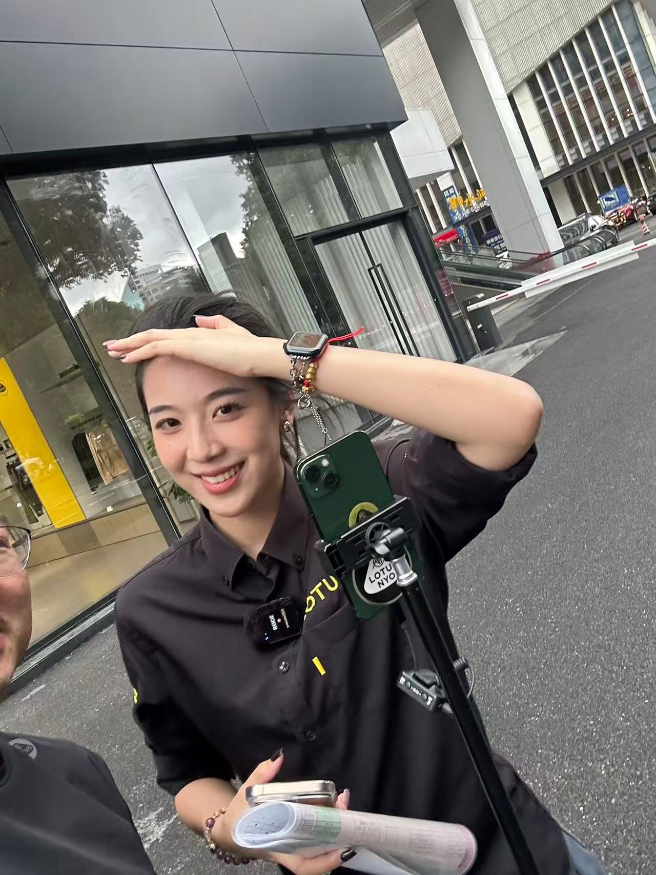 莲花佛山的这位销售颜值在线啊，佛山的兄弟们，了解一下 ​​​