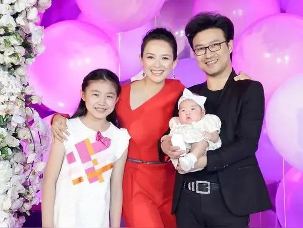 难道口臭就是婚变的理由？

近日有位网友头条上发文，说什么汪峰和章子怡婚变的理由