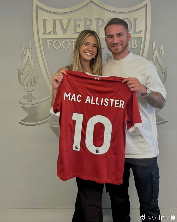 麦卡利斯特：妻子不在我会看成人片，最懂我的教练是德泽尔比4月3日讯 接受Lo D