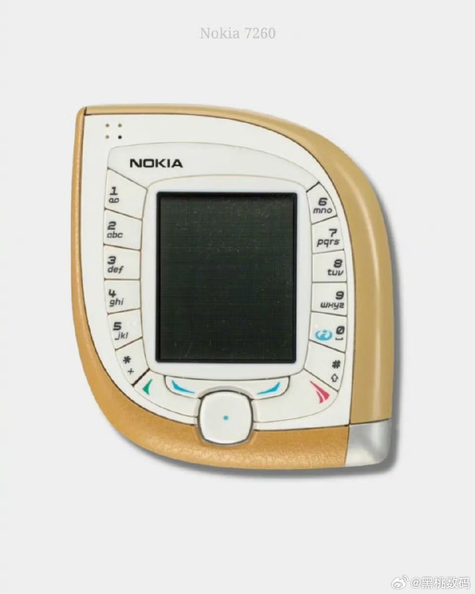 老式手机的设计真的是多种多样现在回头看，早之前的手机设计真是放飞自我。不少机型的