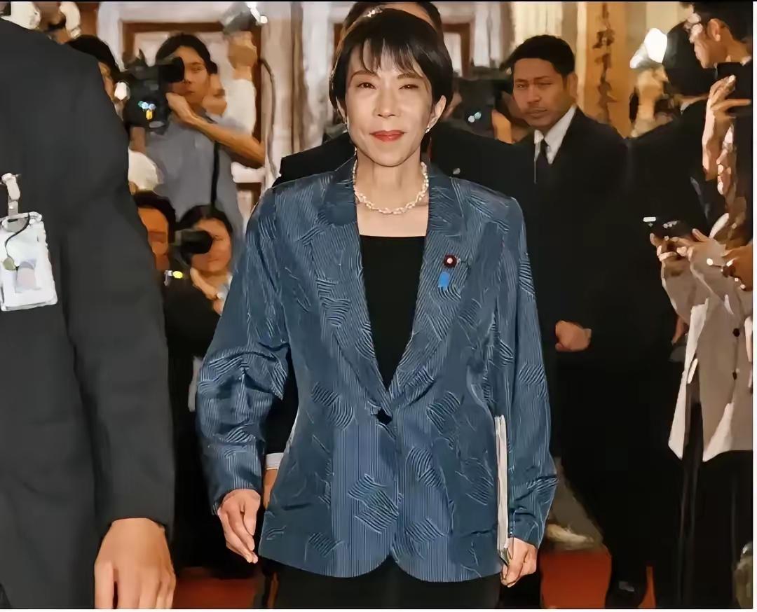 日本新首相上台，
第一把火就敢烧中国？
 
高市早苗刚当上日本首相，立马放出风声