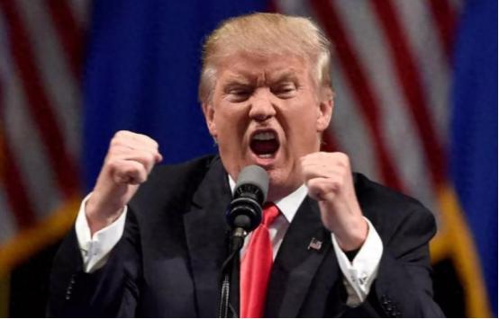 当不成总统了？美大使馆被炸，奥巴马被“点名”，特朗普或被弹劾
 
当地时间 3 