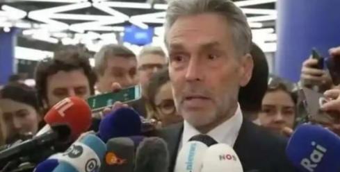 这一回中国可真要杀鸡给猴看了。中国实在忍无可忍，终于要杀鸡给猴看了，谁是这只鸡？