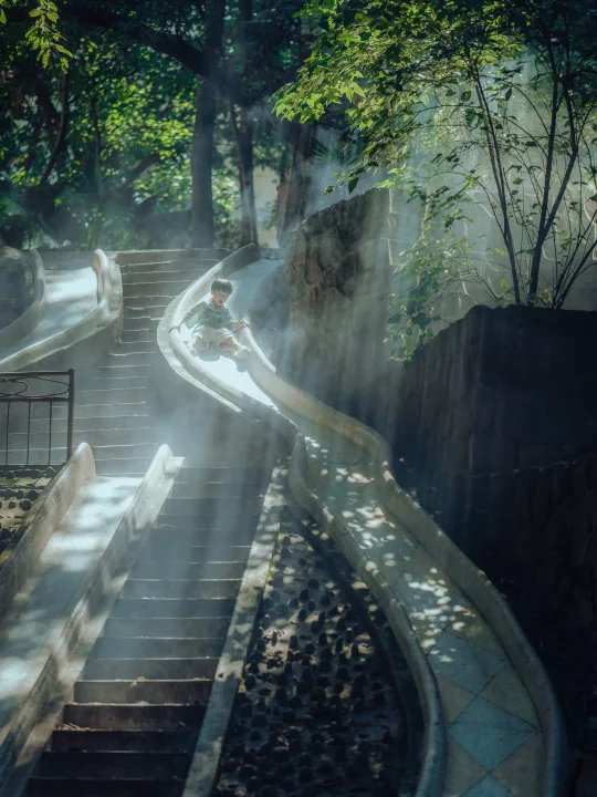 重返童年梦中的滑滑梯