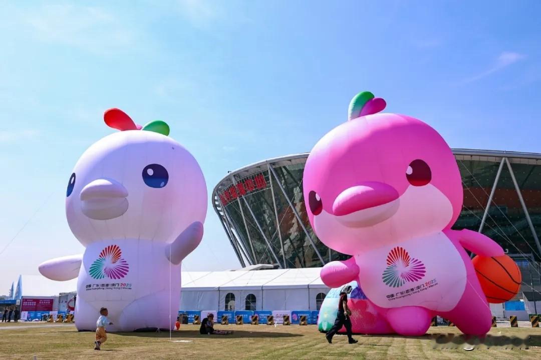 赵睿、周琦领衔！2025全运会成年组男篮明日开赛！

据全运会官方消息，第15届