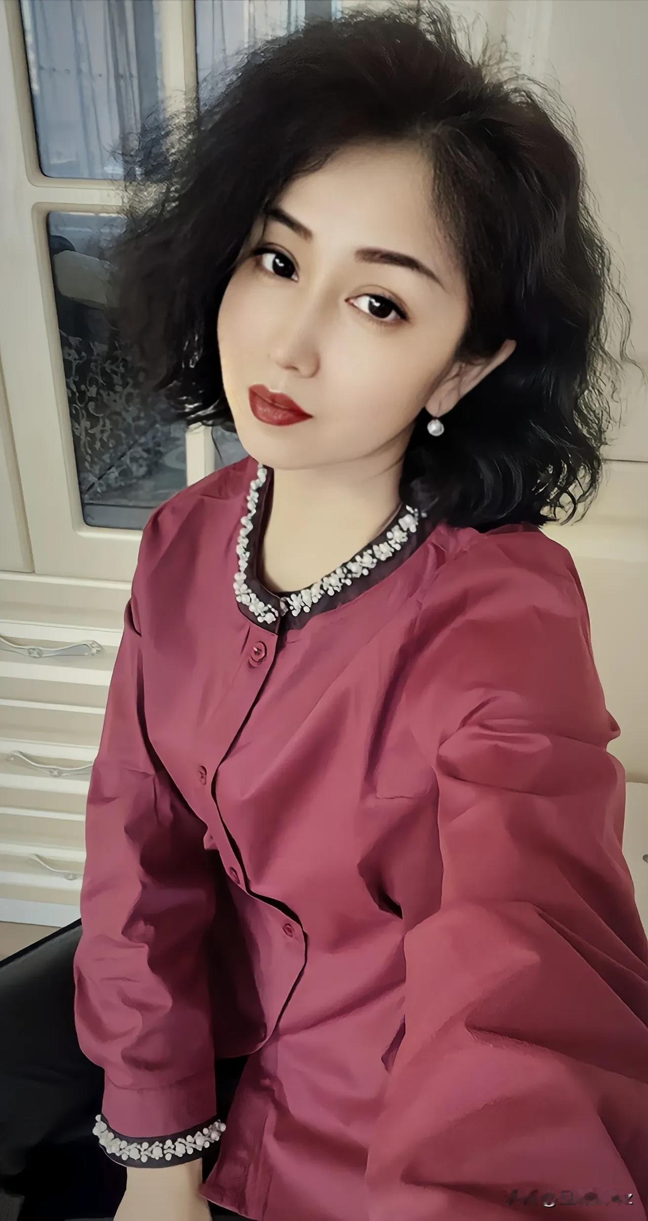 再抠的人，一到医院就舍得了；
再犟的人，一到‭医院就听话了；
再穷的人，一‭到医