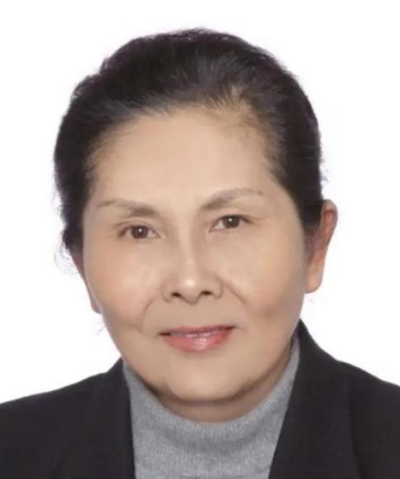 我国顶尖半导体教授李爱珍，申请中科院院士被淘汰，不料2007年，她竟然摇身一变成