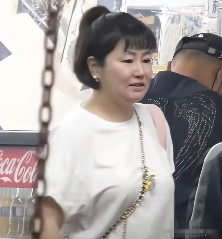 那一场拍戏出现的意外真是把Selina任家萱害到真够惨的，她的身上留下一身疤痕就