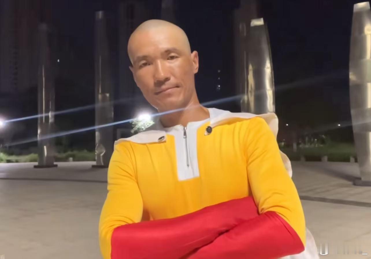 男子一拳超人锻炼法被作者点赞 笑不活了，一开始多少人觉得“一拳超人锻炼法”不现实