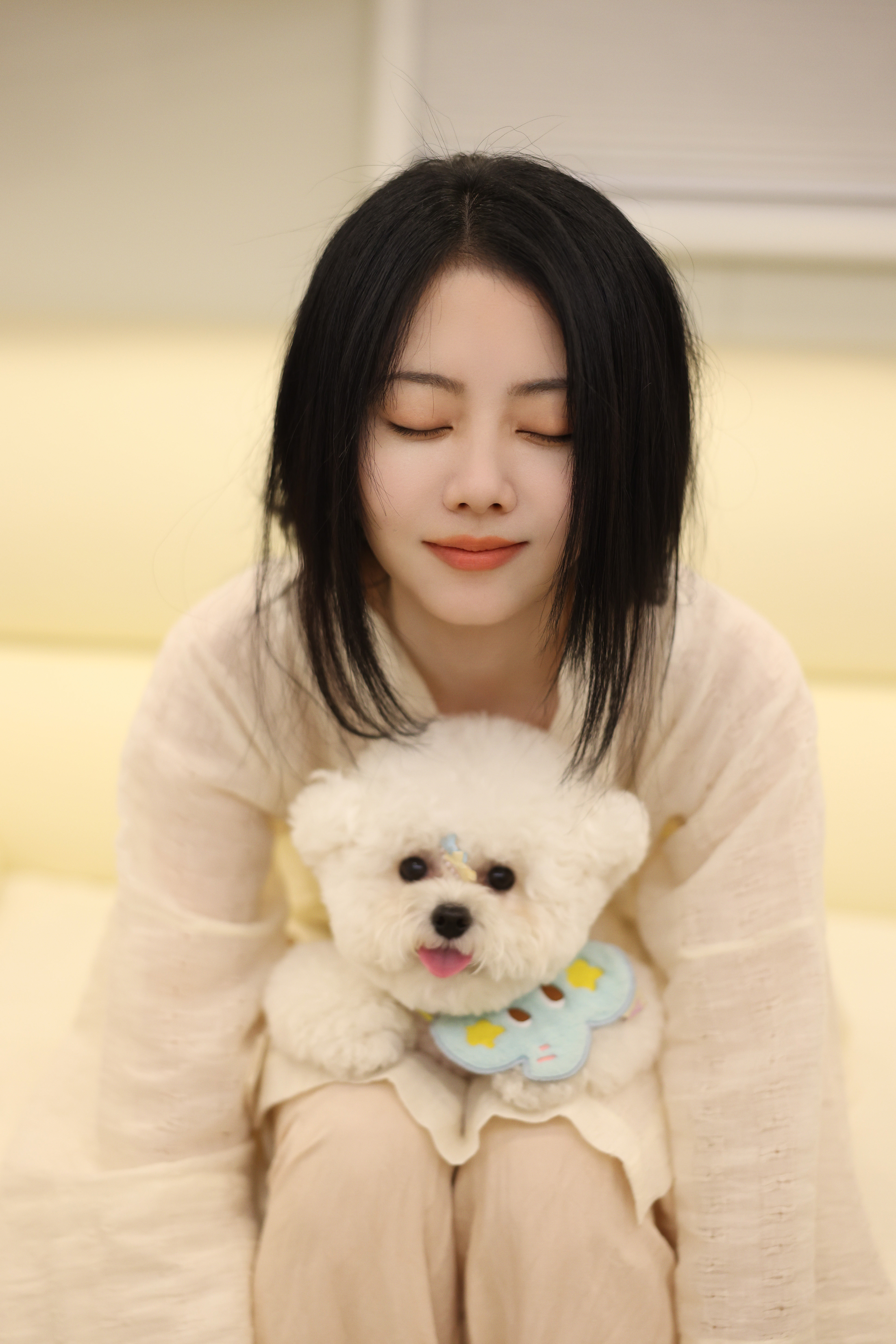 谭松韵[超话] 🐶两小姐‘s Postcard 小贴这里还有几张高清萌物😍分