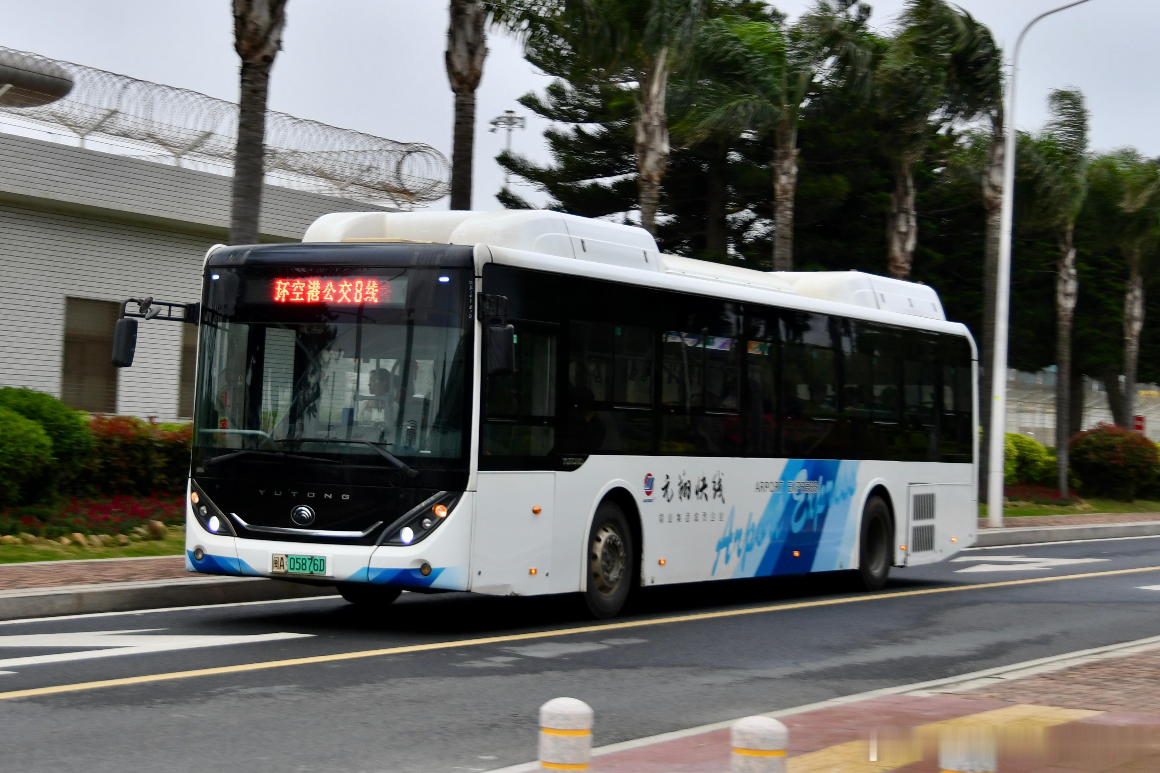 福州市，去机场拍12米宇光，顺路打卡两处公交车型厂车