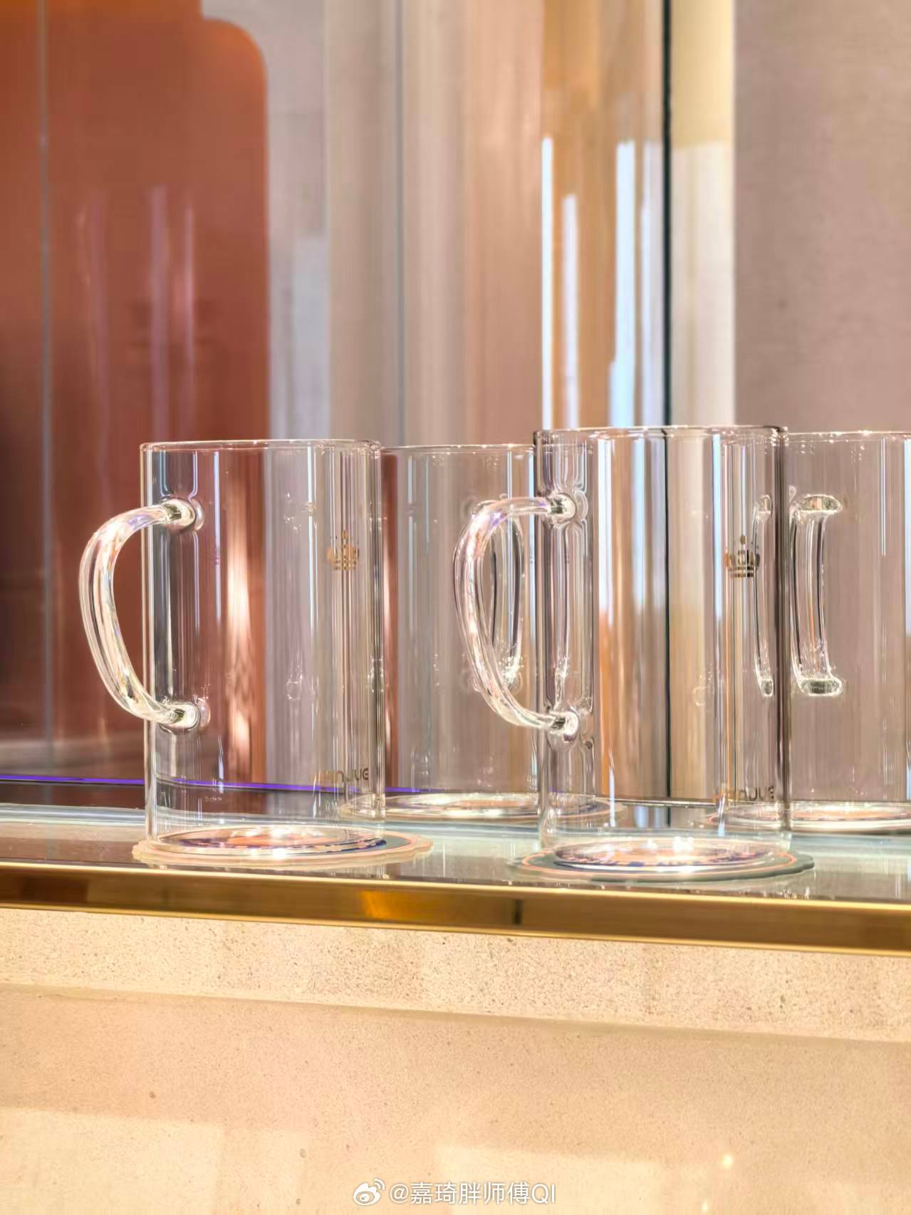 第一次见一个酒店的漱口杯用的是扎啤杯生活手记