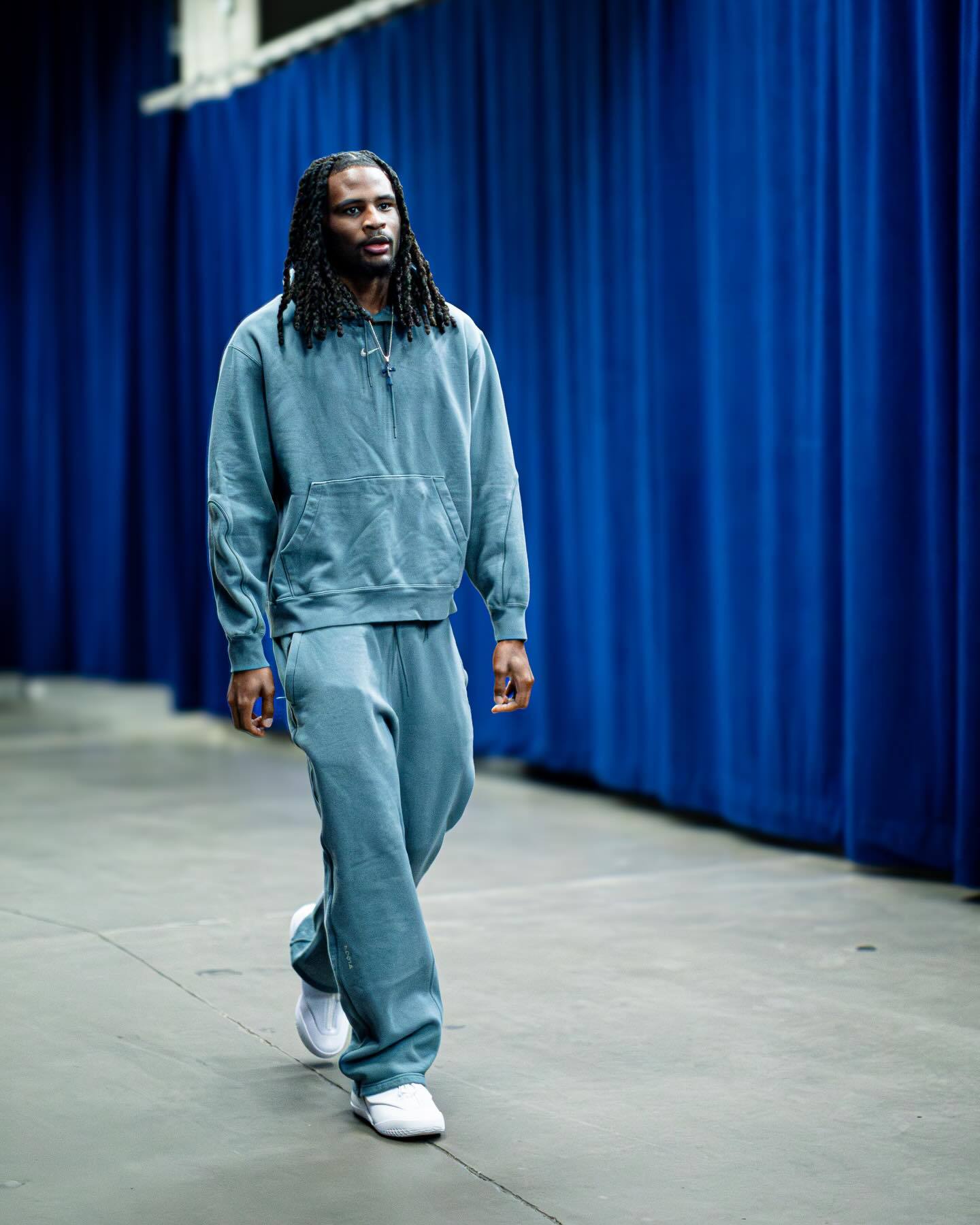 连续第二场早场比赛！雷霆与76人的比赛即将开始，本场比赛雷霆的首发又是全主力出阵