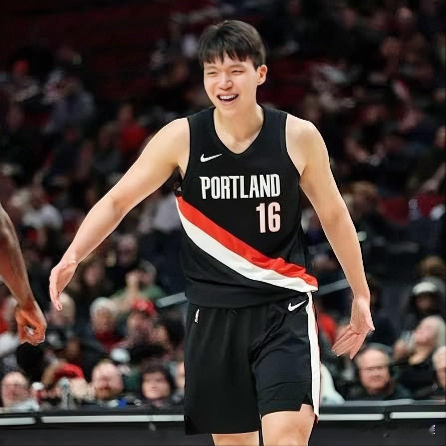 开拓者老板很功利，但失算了！
就不该让杨瀚森这么早登场！错过一大波商机！

美记