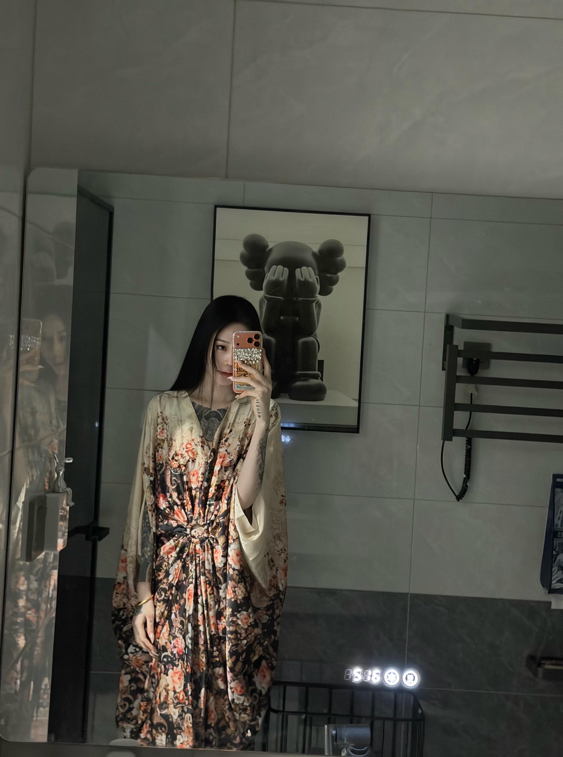 望姑娘模样 深情终究难放下
