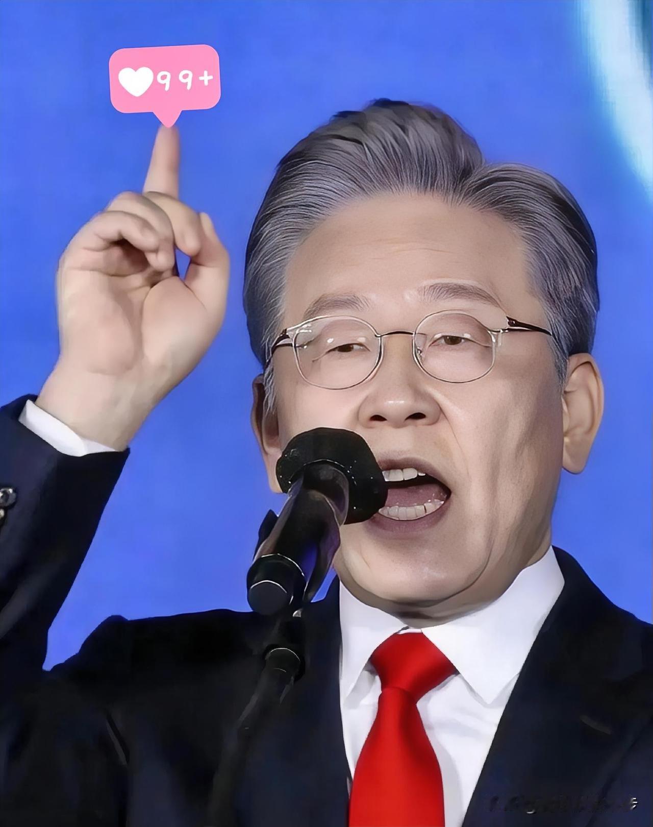 韩国总统李在明，对着央视的镜头，说了一句让很多人心里一紧的话。 他说，过去那种“