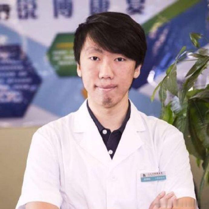 来问问大家：这个头像我已经用了10多年了，最近本来想换一个新的，但有朋友说，这个
