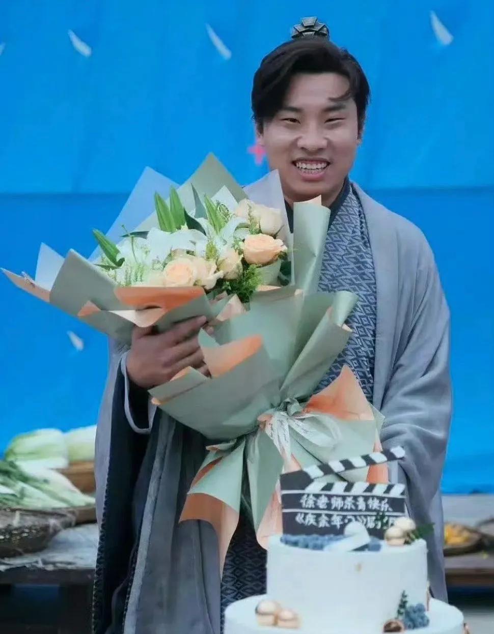 脱口秀演员徐志胜，太让人意外了！

12月21日，知名脱口秀演员徐志胜，突然冲上
