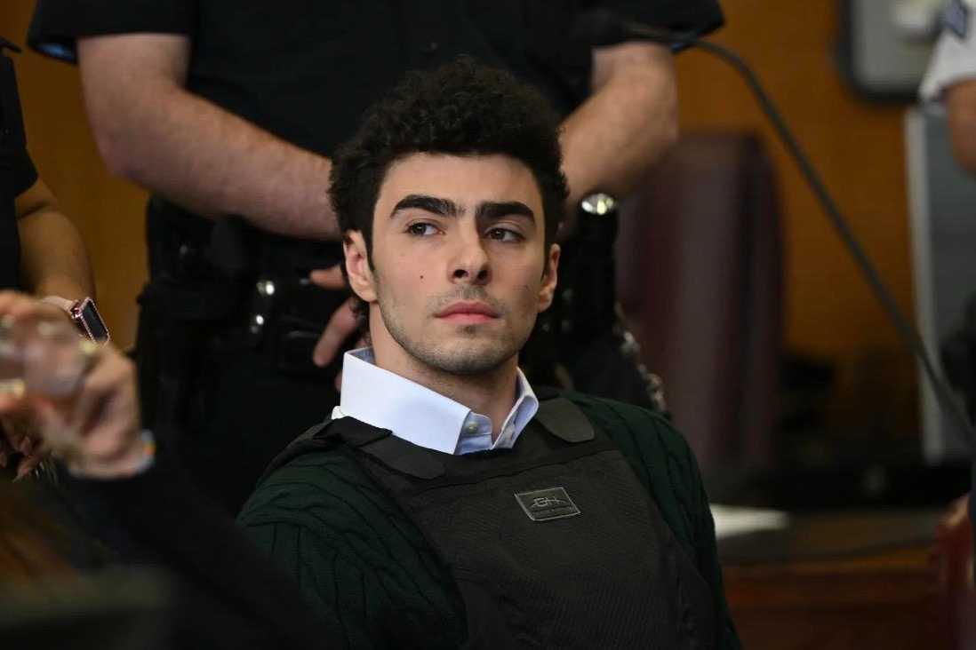 【爆点直击】优等生变囚犯，路易吉的人生断层到底藏了什么？

美国“高富帅”路易吉