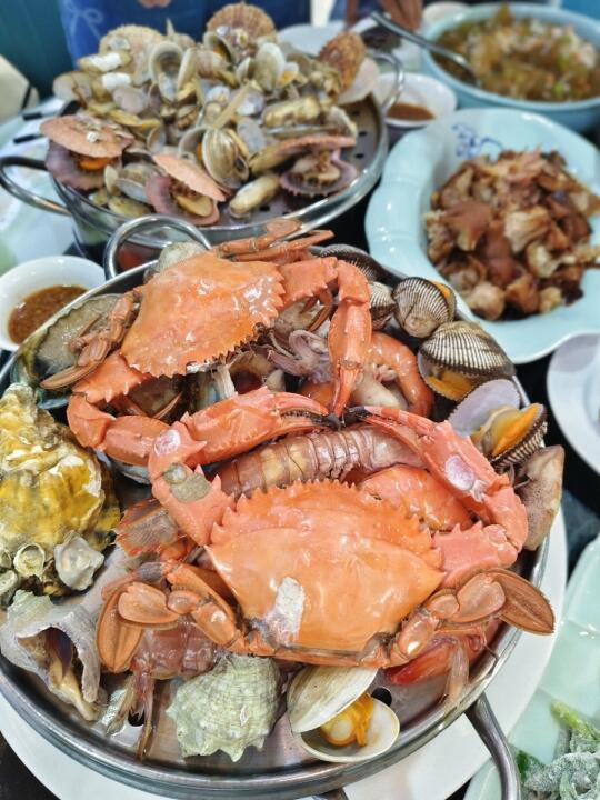 本地人带你吃海鲜！20年老店果然有点东西