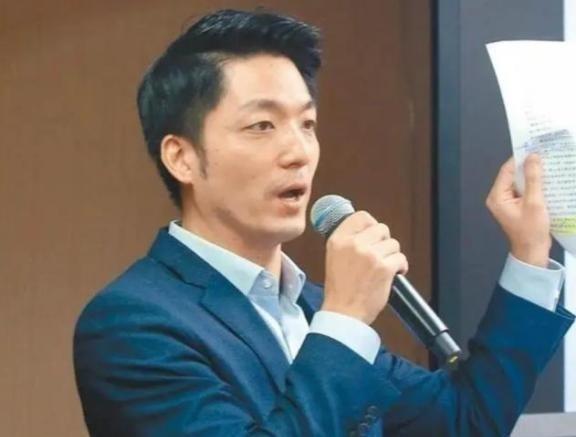 台北市长蒋万安最近撂了句狠话！他表示，如果大陆军机继续在台海绕飞演习，他就要停掉