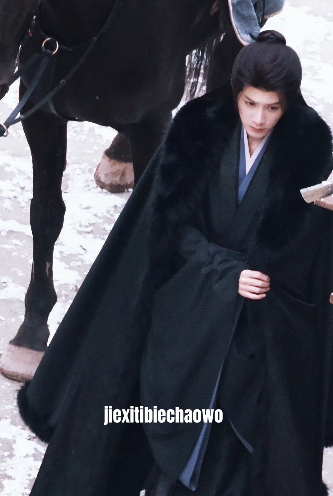 遇见你的眉眼，如清风明月~檀健次何不同舟渡 /檀健次谢却山