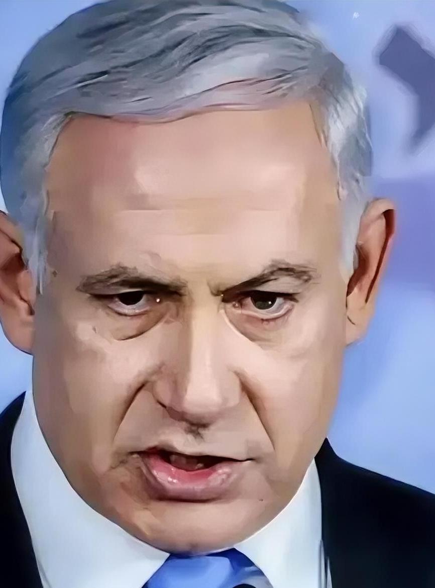 这次行动中，伊朗导弹精准锁定美以核心目标，两款“大杀器”成了制胜关键！  

伊