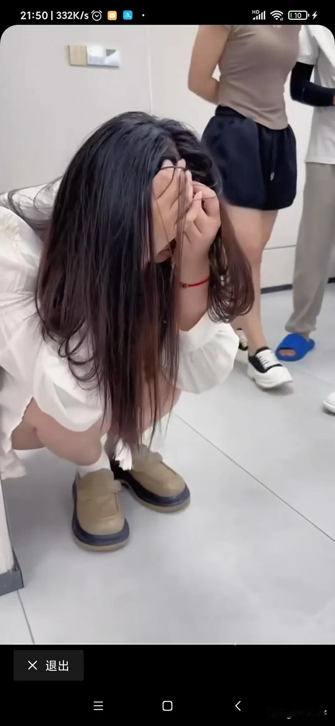 这事太感人了!
      梁总，你这是开的什么神仙公司啊？抛去是方案编排哈，你