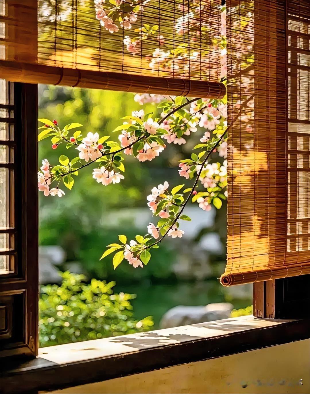 下联：日暮柴扉燕语频
上联：有请雅士[玫瑰][玫瑰][玫瑰]