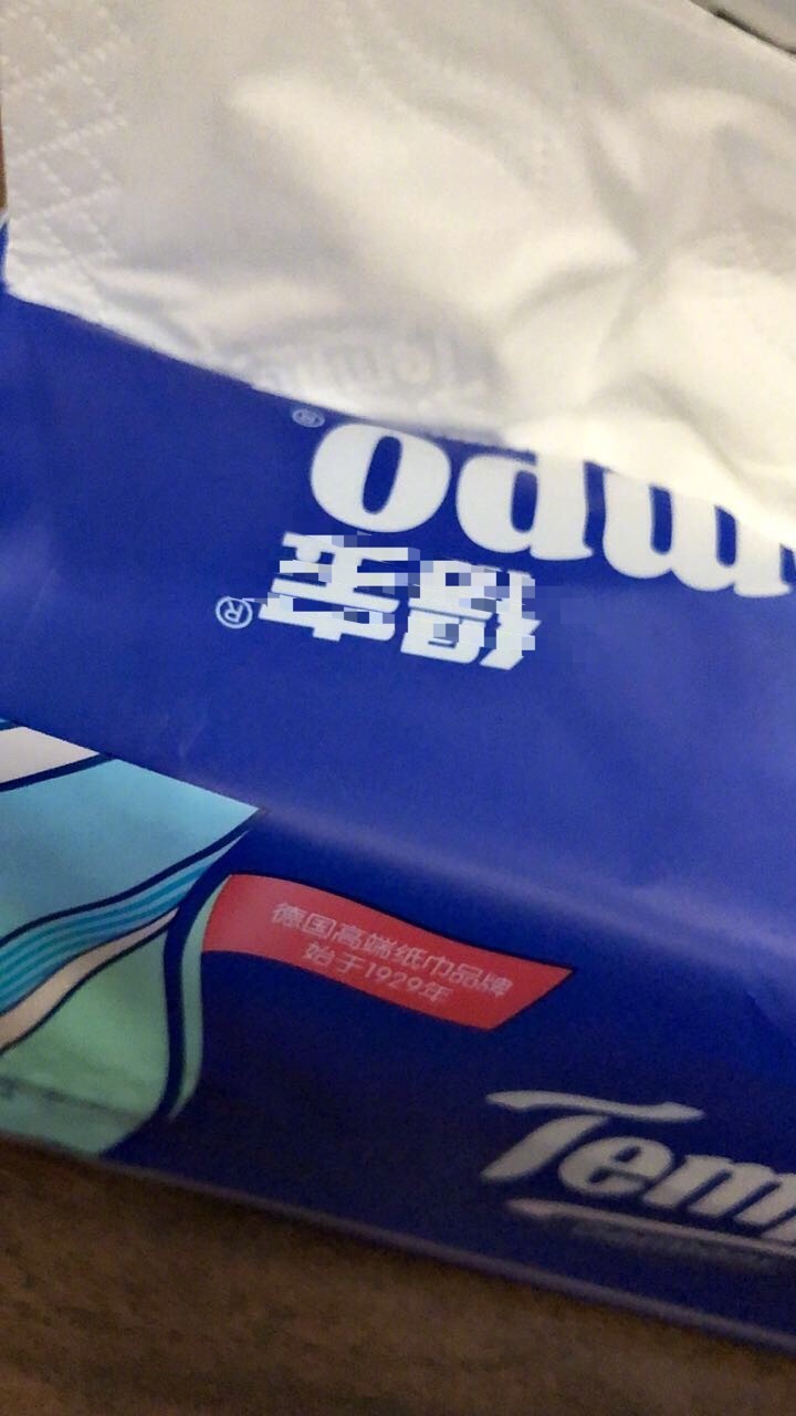 可能湾区的朋友很明白一家堂食店用tempo纸巾做餐巾纸是什么概念，而且那是一家在