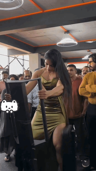 印度美女健身，被围观