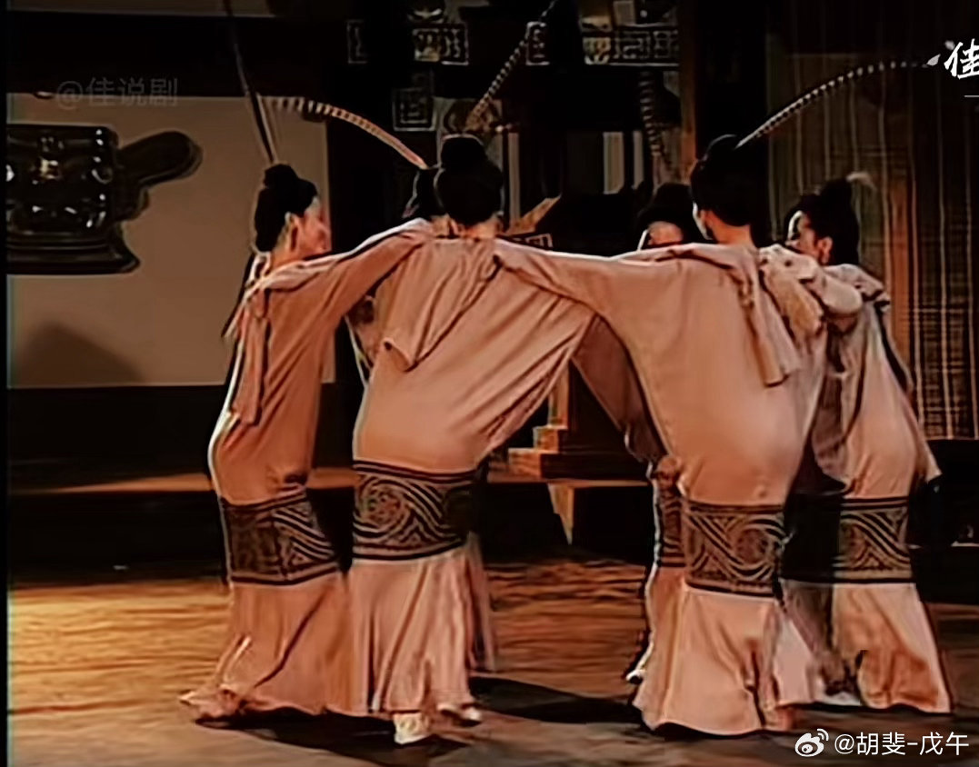 无根树，花正幽，贪恋荣华谁肯休？浮生事，苦海舟，荡去飘来不自由。无边无岸难泊系，