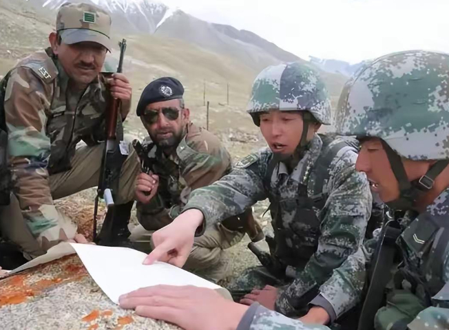 海湾模式出现巨大危机，美军已经压不住阵脚了，这对中方来说是一个机会！之前，很多人