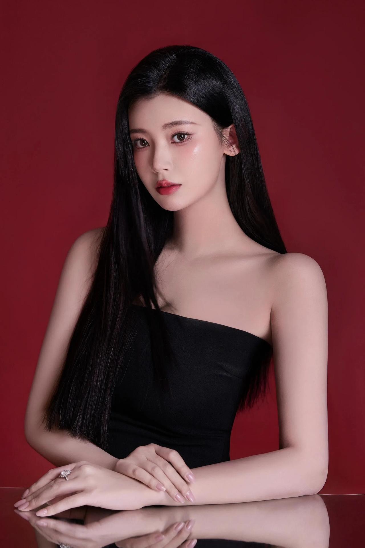 黑红色系