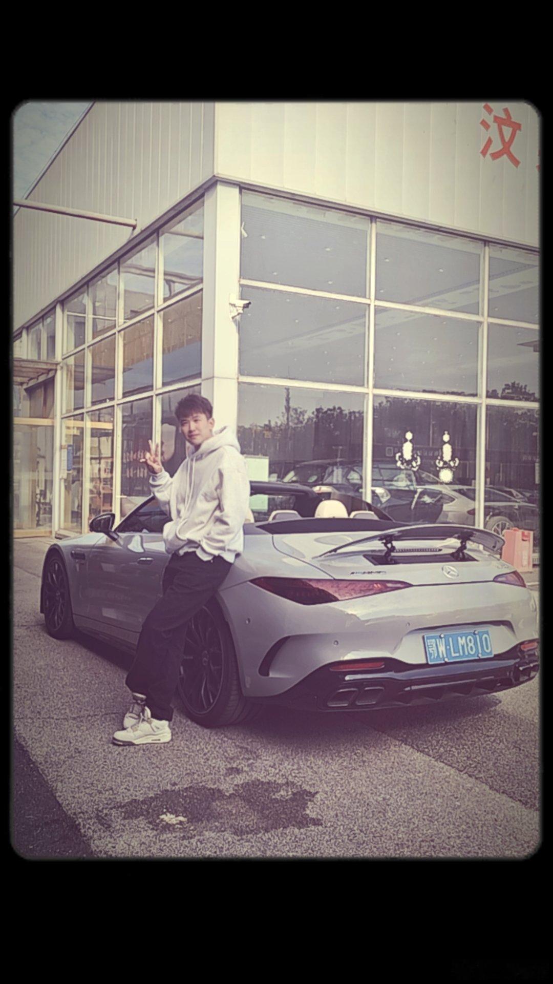 我能不能众筹拿下兄弟们  你们泡妞的时候这个指定好使 