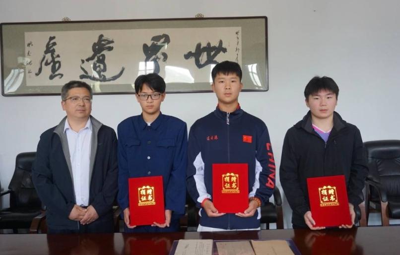 爱国少年遭日方网络威胁，警方立案保护，正义杀不完
这几天大家一直在追问：
给博物