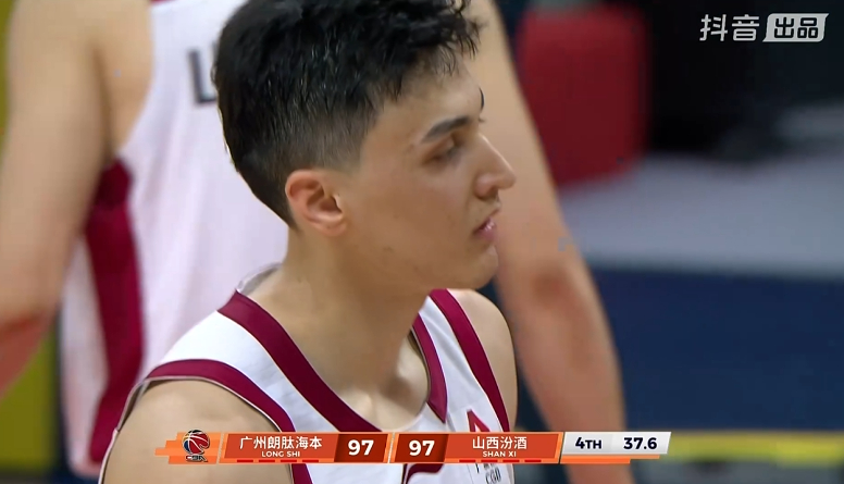 于米提这几场球证明了山西队选择自己没有选错，这笔交易绝对值了。广州男篮vs广州男