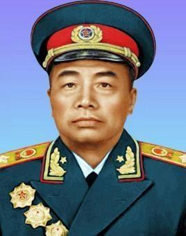 纪念彭德怀元帅诞辰128周年。毛泽东与彭德怀，是革命征程上风雨与共的战友。平江起