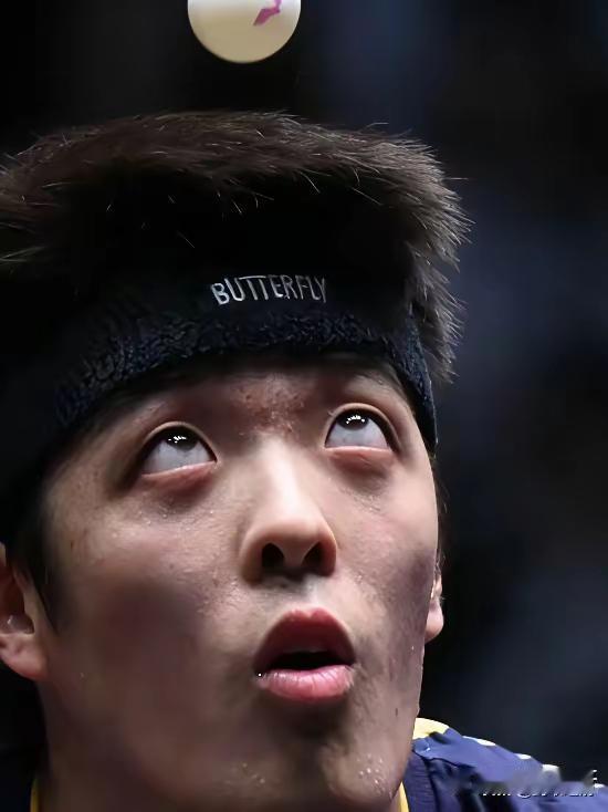 邱党上当了！伦敦世乒赛小组排位赛，在德国队与日本队一战中，邱党竭尽全力，击败张本